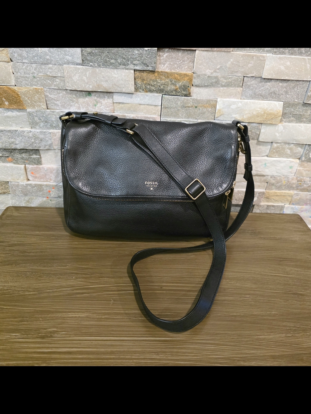Fossil Black Pebbled Leather Messenger Crossbody